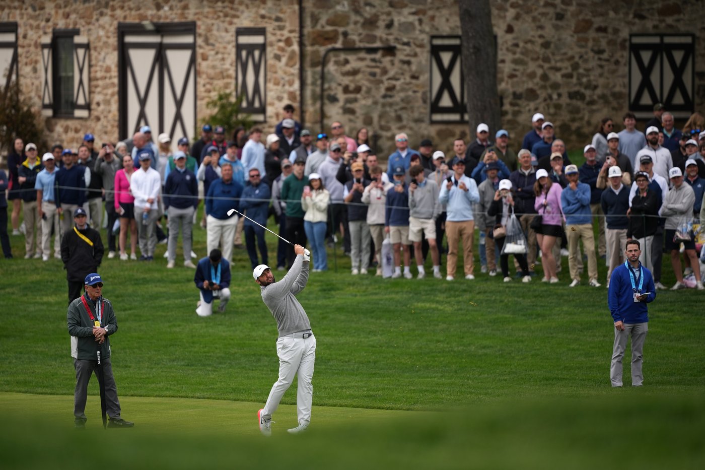 Jon Rahm once fought Scottie Scheffler for No. 1 in the world. A move to LIV Golf changed that | iNFOnews.ca