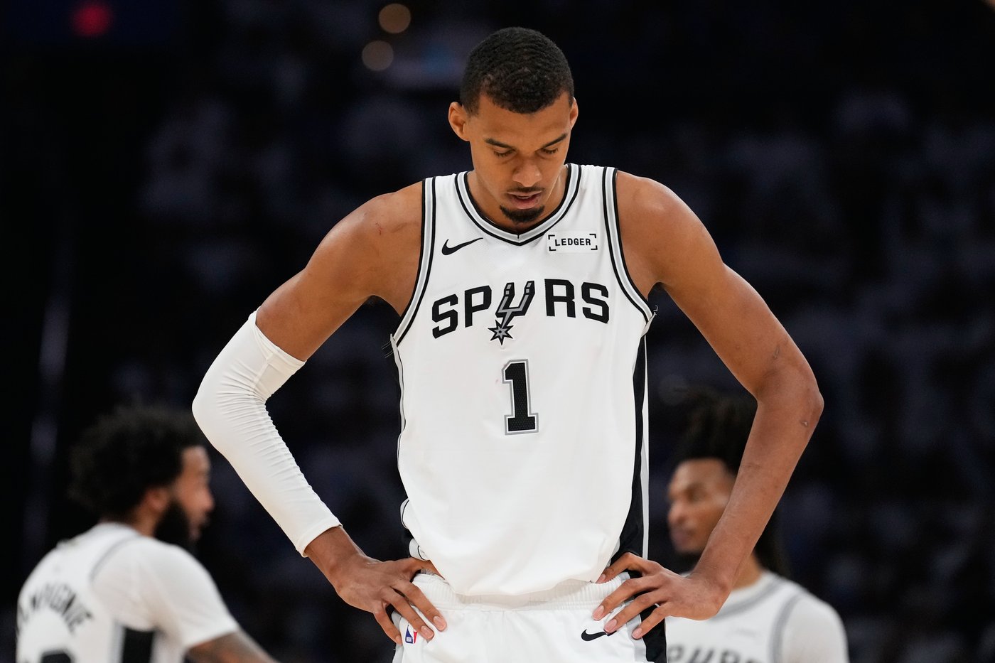 Wembanyama disappointed after Spurs fall to Thunder, despite another brilliant stat line | iNFOnews.ca