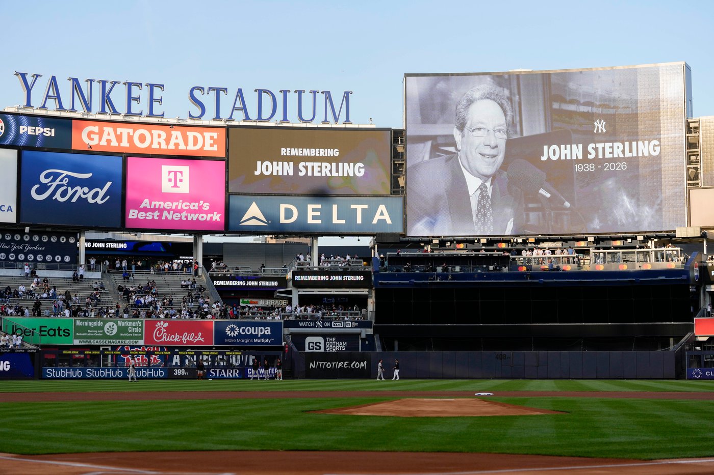 John Sterling, theatrical Yankees broadcaster known for enduring home run calls, dies at 87 | iNFOnews.ca