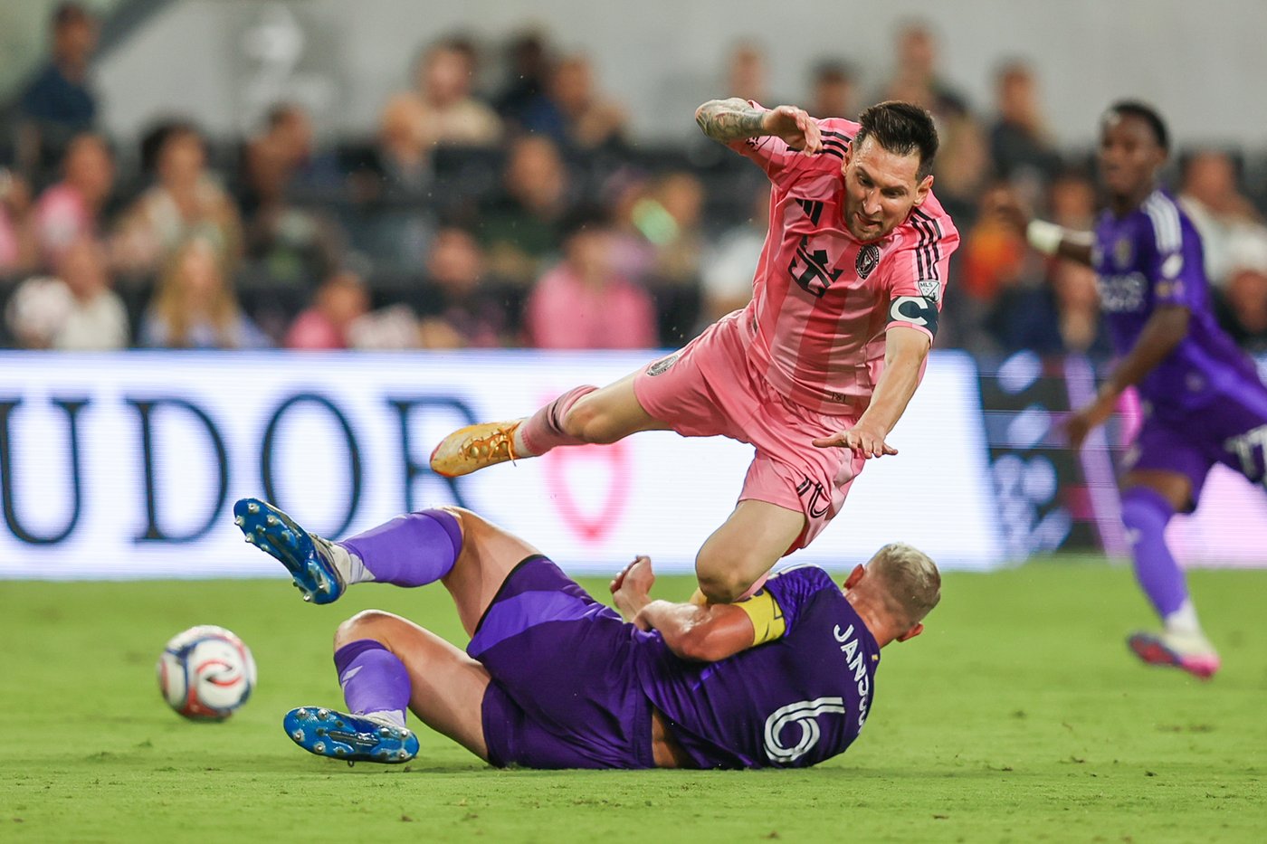 Beware of Messi: TFC defenders aim to limit Miami suspestar's chances | iNFOnews.ca