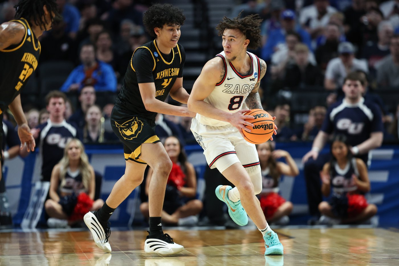 Third-seeded Gonzaga holds off No. 14 seed Kennesaw State for a 73-64 March Madness win | iNFOnews.ca