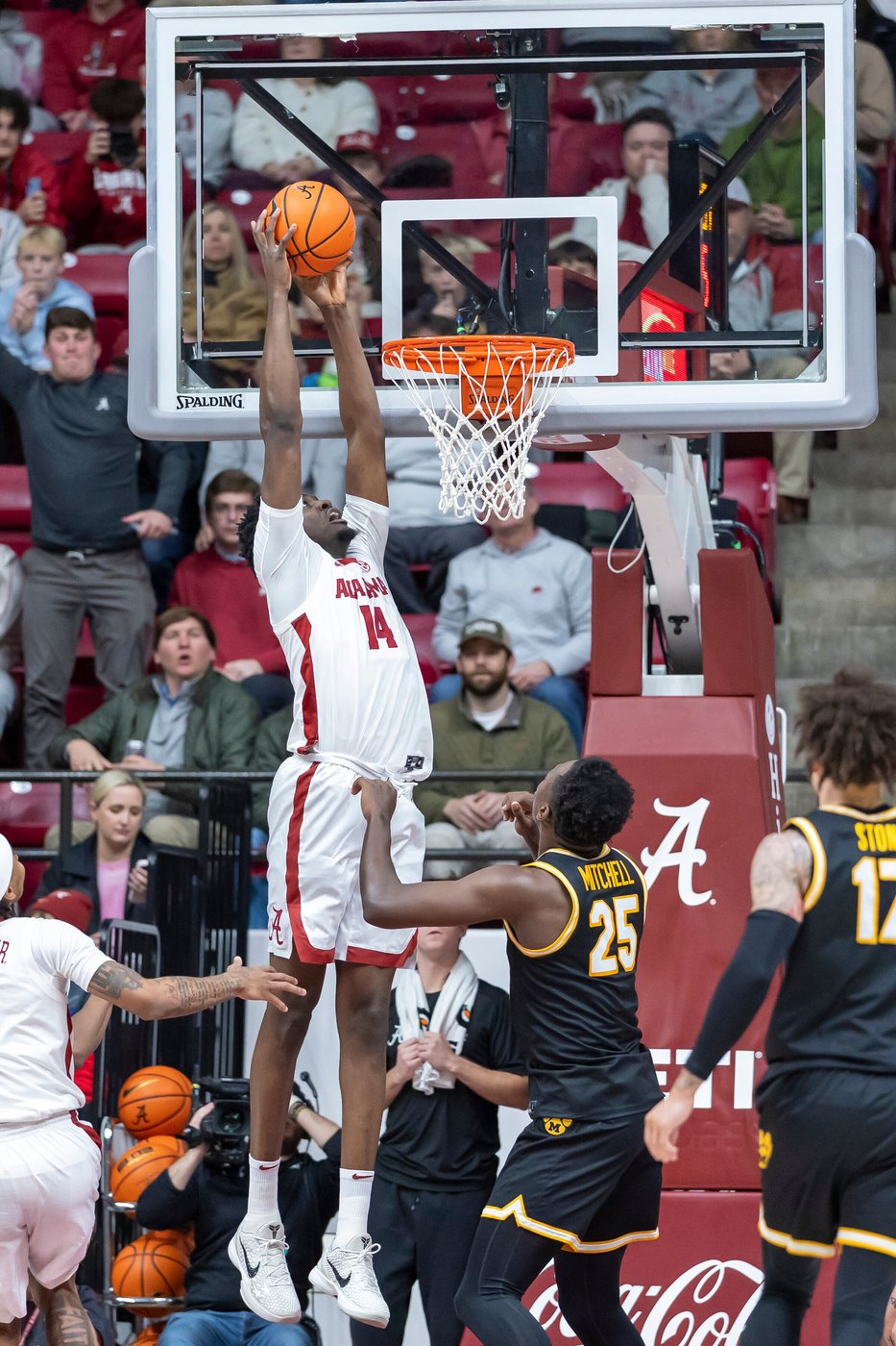 Alabama's Charles Bediako preparing to play again while judge mulls decision in eligibility case | iNFOnews.ca