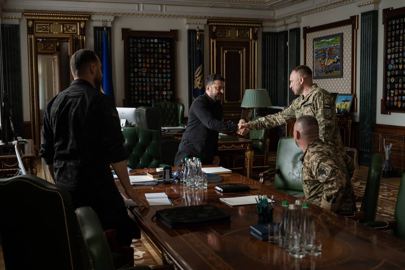 How protests over a popular minister's firing sparked Ukraine's sudden military reset | iNFOnews.ca How protests over a popular minister's firing sparked Ukraine's sudden military reset | iNFOnews.ca