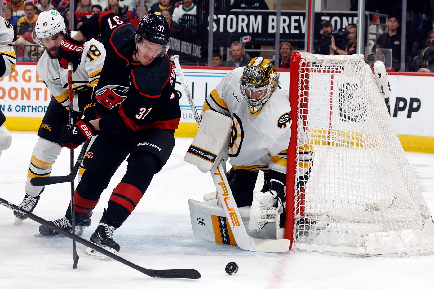 Carolina Hurricanes head into the playoffs showing more scoring punch with depth, Ehlers' arrival | iNFOnews.ca