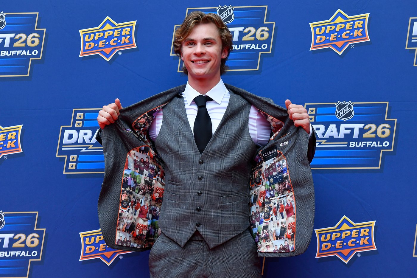 'My dream come true': Maple Leafs select Gavin McKenna first overall at NHL draft | iNFOnews.ca