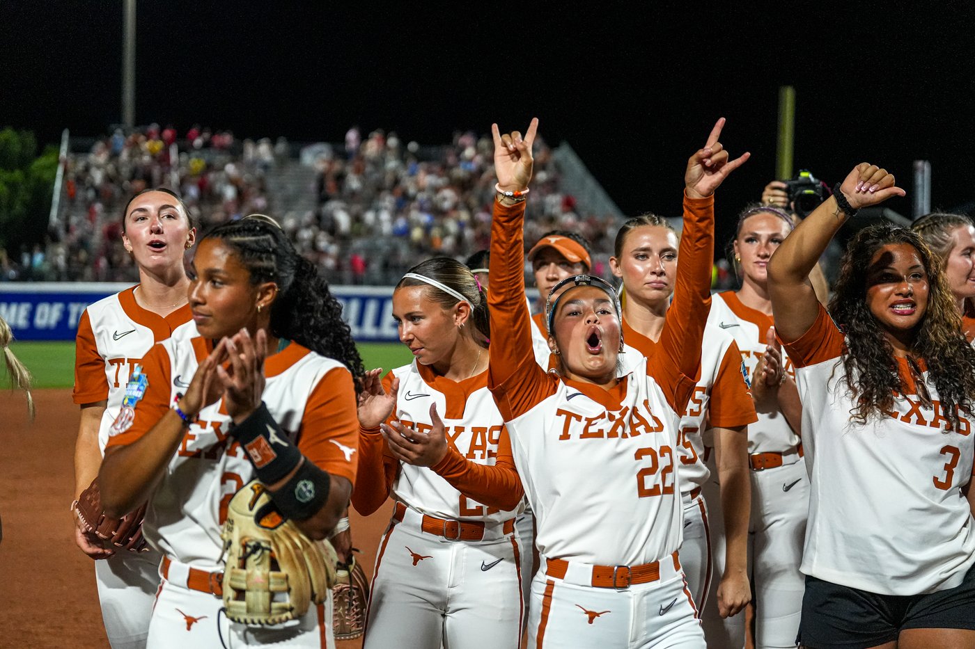 Texas rides Teagan Kavan, Katie Stewart to 7-3 win over Texas Tech to open WCWS title series | iNFOnews.ca