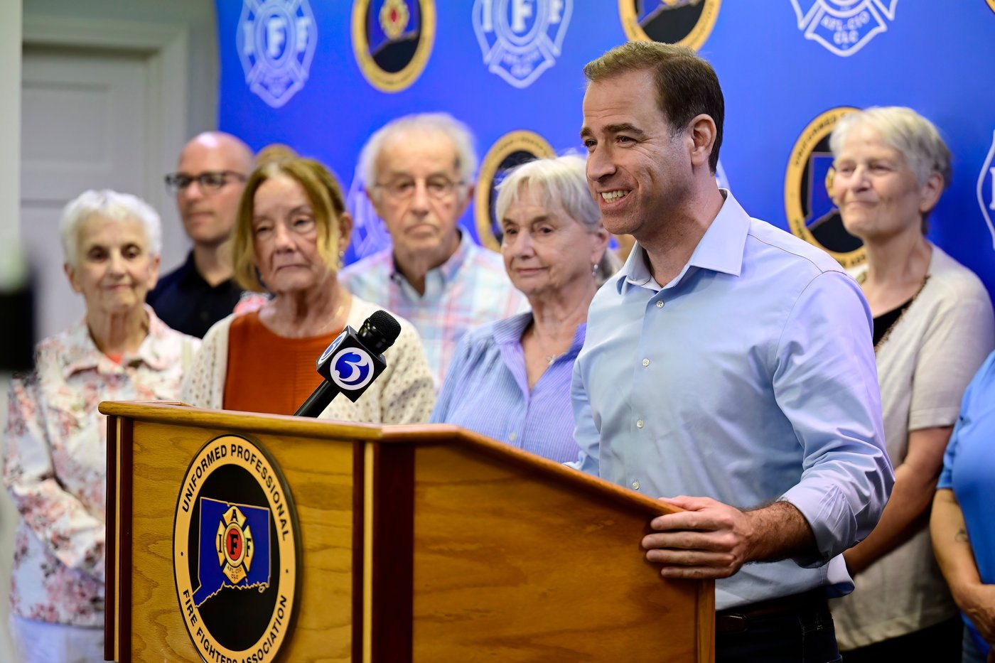 Connecticut Democrats weigh generational change as US Rep. John Larson, 78, faces primary fight | iNFOnews.ca Connecticut Democrats weigh generational change as US Rep. John Larson, 78, faces primary fight | iNFOnews.ca