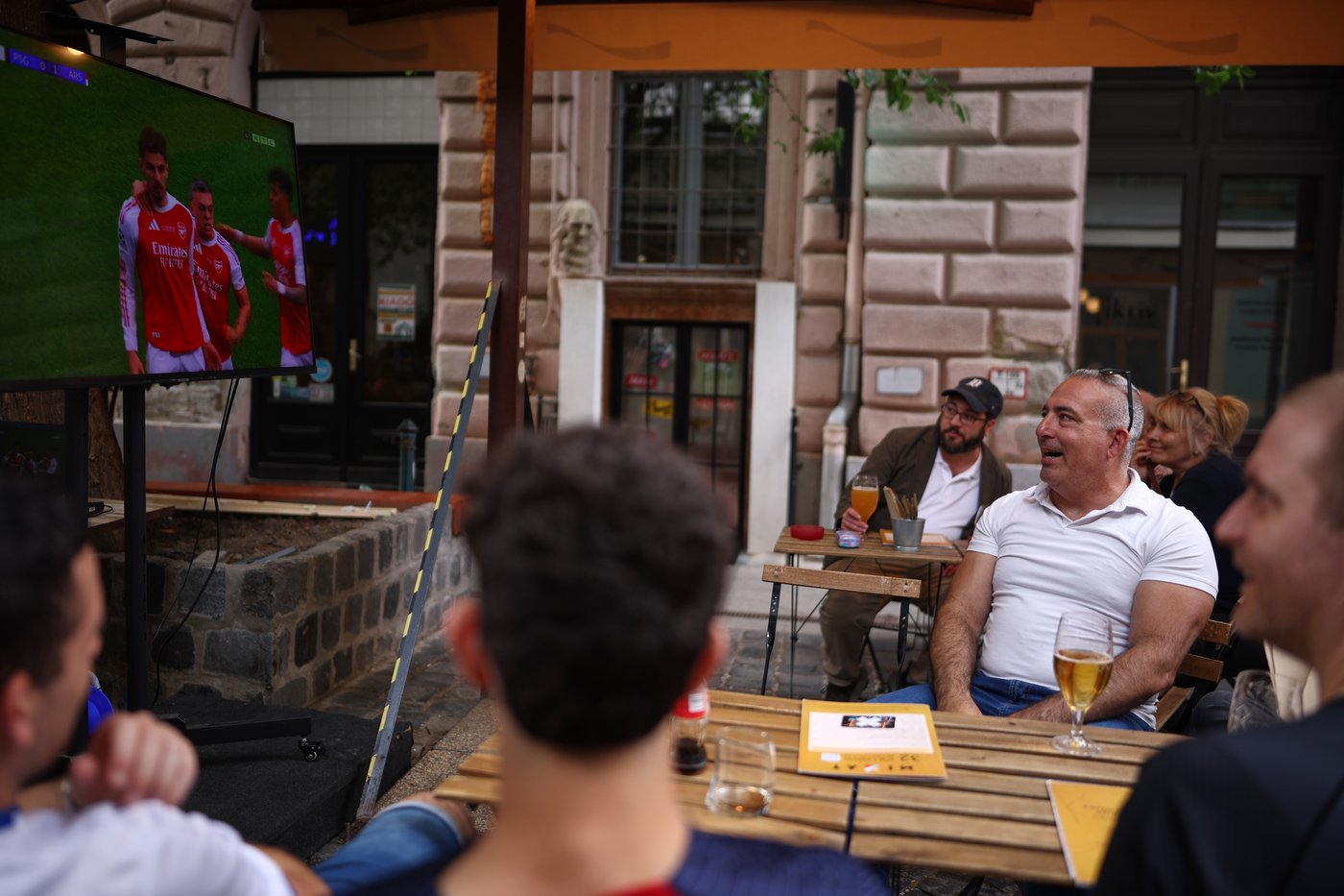 Many soccer fans will be drinking alcohol and watching the World Cup. In heat, doing that is risky | iNwheels