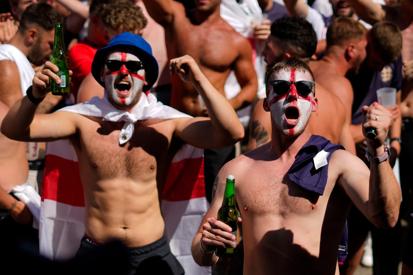 Many soccer fans will be drinking alcohol and watching the World Cup. In heat, doing that is risky | iNwheels