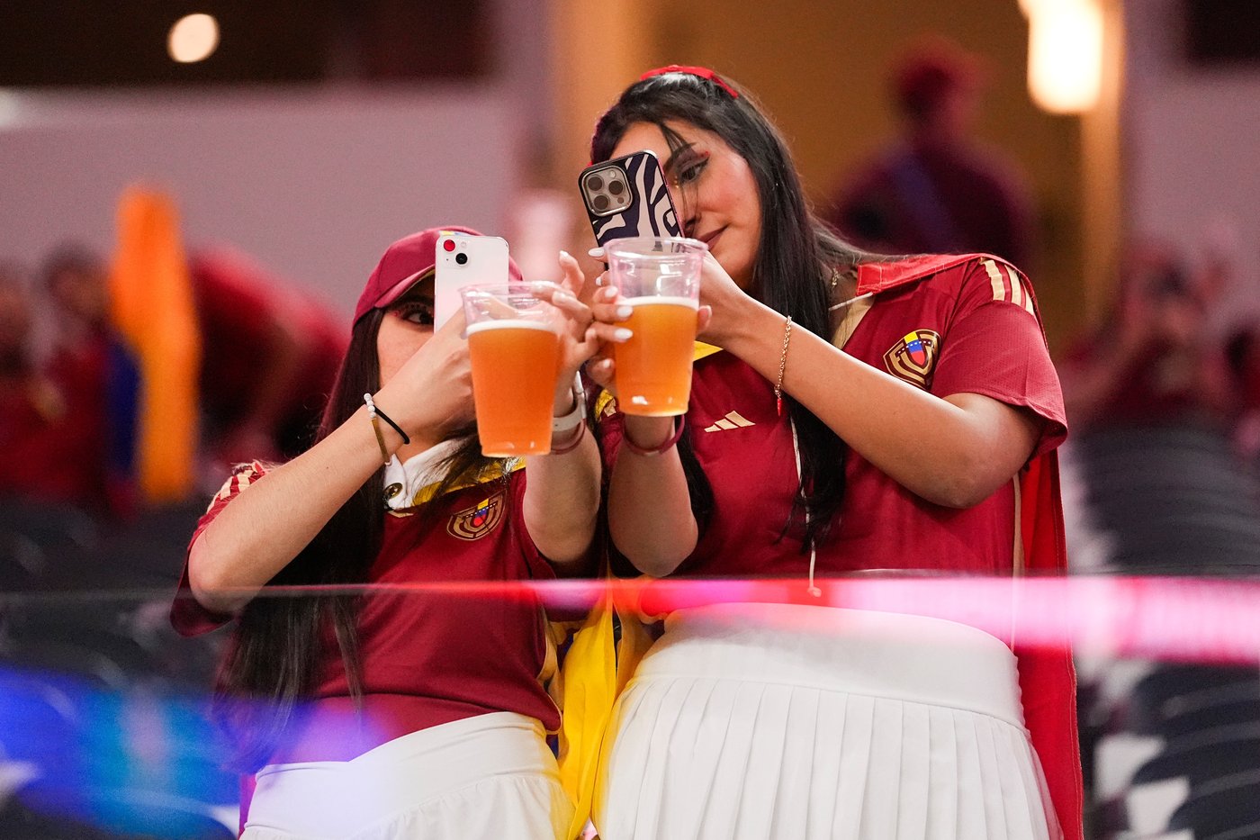 Many soccer fans will be drinking alcohol and watching the World Cup. In heat, doing that is risky | iNwheels