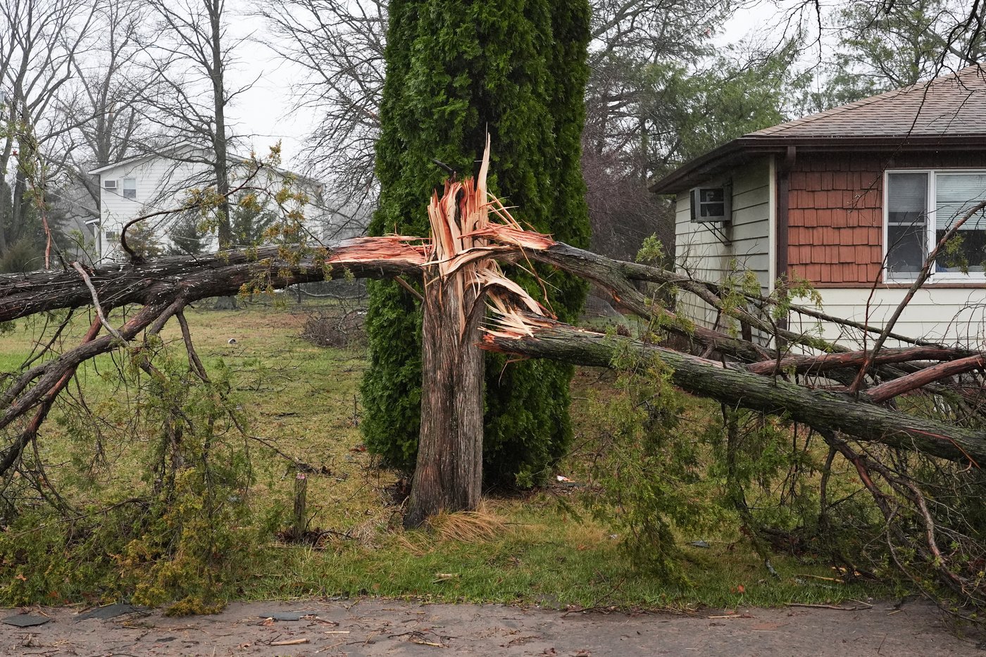 Photos show tornado damage after powerful storms hit Illinois and Indiana | iNFOnews.ca