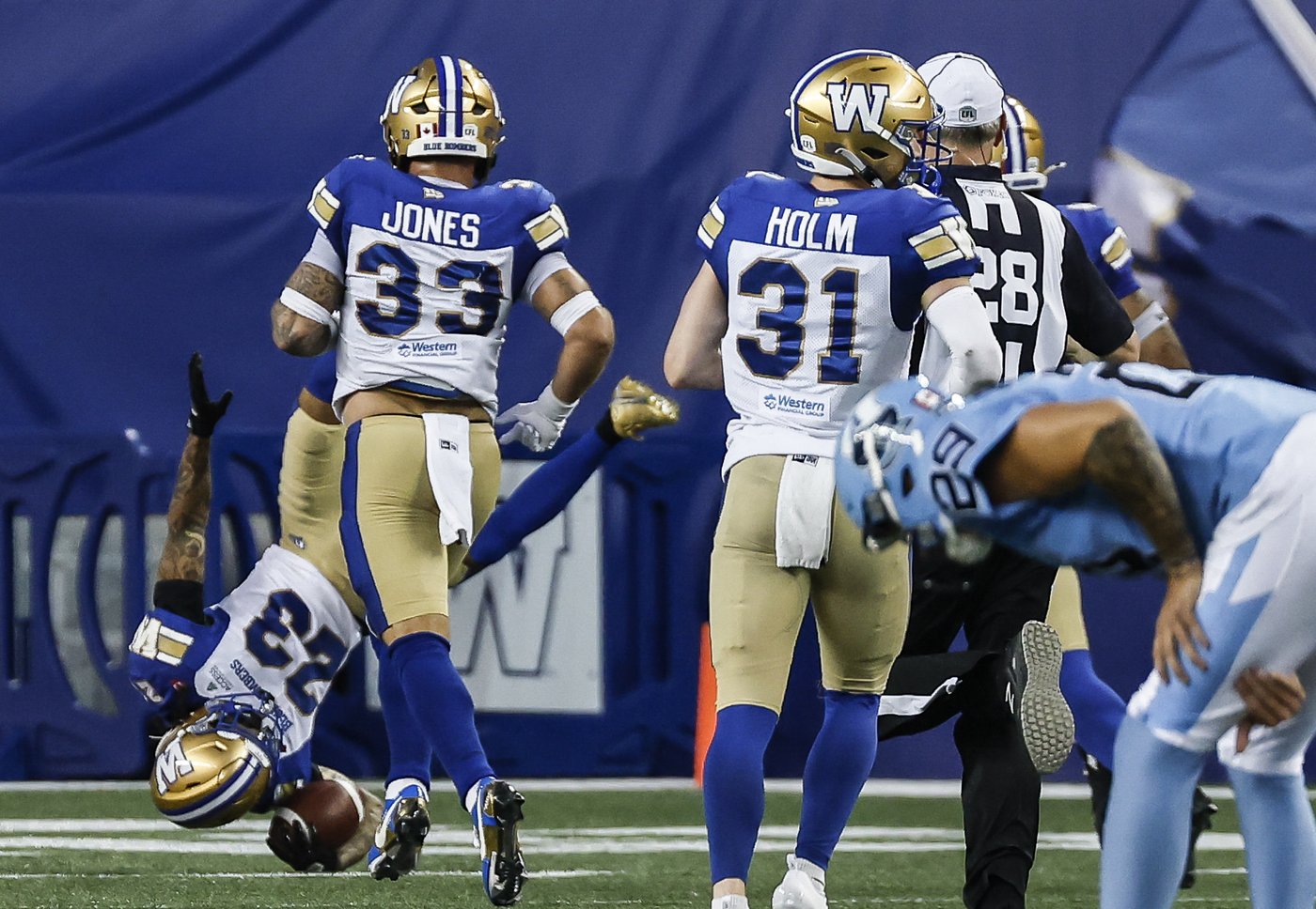 Vaval's return touchdown turns the tide for Blue Bombers in 30-21 win over Argonauts | iNFOnews.ca Vaval's return touchdown turns the tide for Blue Bombers in 30-21 win over Argonauts | iNFOnews.ca