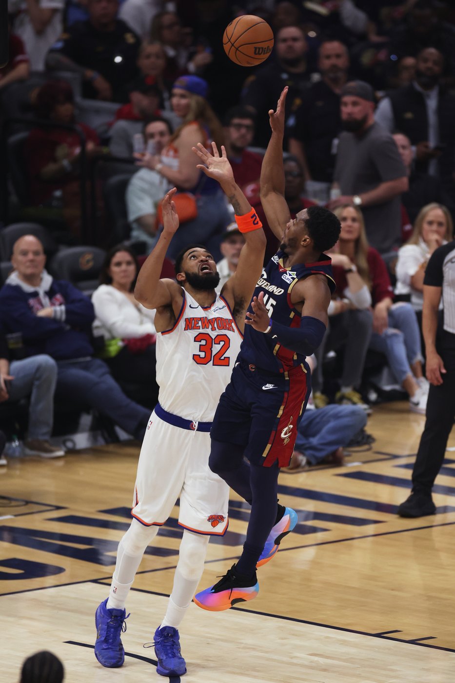 Donovan Mitchell, Cavs fall into perilous 3-0 hole as Knicks keeping rolling on road in East finals | iNFOnews.ca