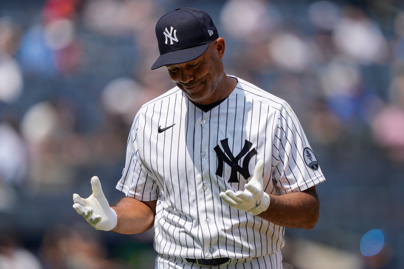 Mariano Rivera returns to Yankees Old-Timer's Day after tearing Achilles tendon last year | iNFOnews.ca Mariano Rivera returns to Yankees Old-Timer's Day after tearing Achilles tendon last year | iNFOnews.ca