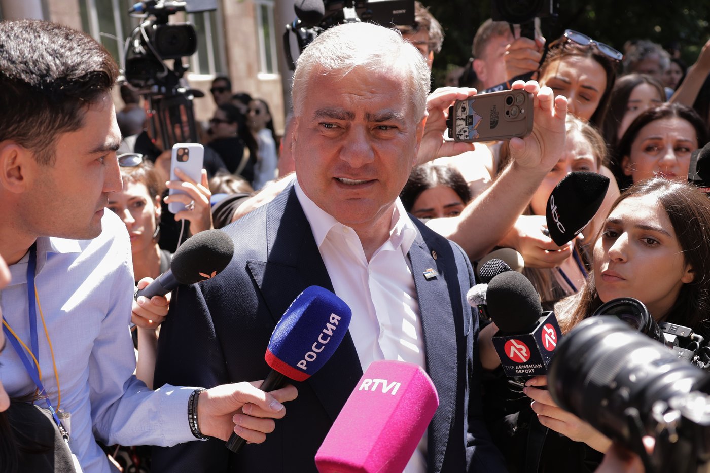 Armenians go to the polls under Russian pressure aimed at preventing a drift toward West | iNFOnews.ca