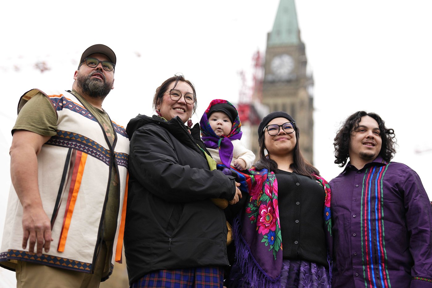 Cree baby takes first steps on Parliament Hill in historic ceremony | iNFOnews.ca