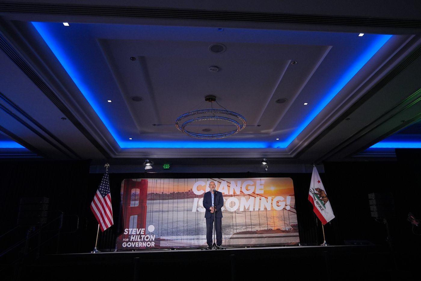 California governor's primary pitted experience against promises of change | iNFOnews.ca