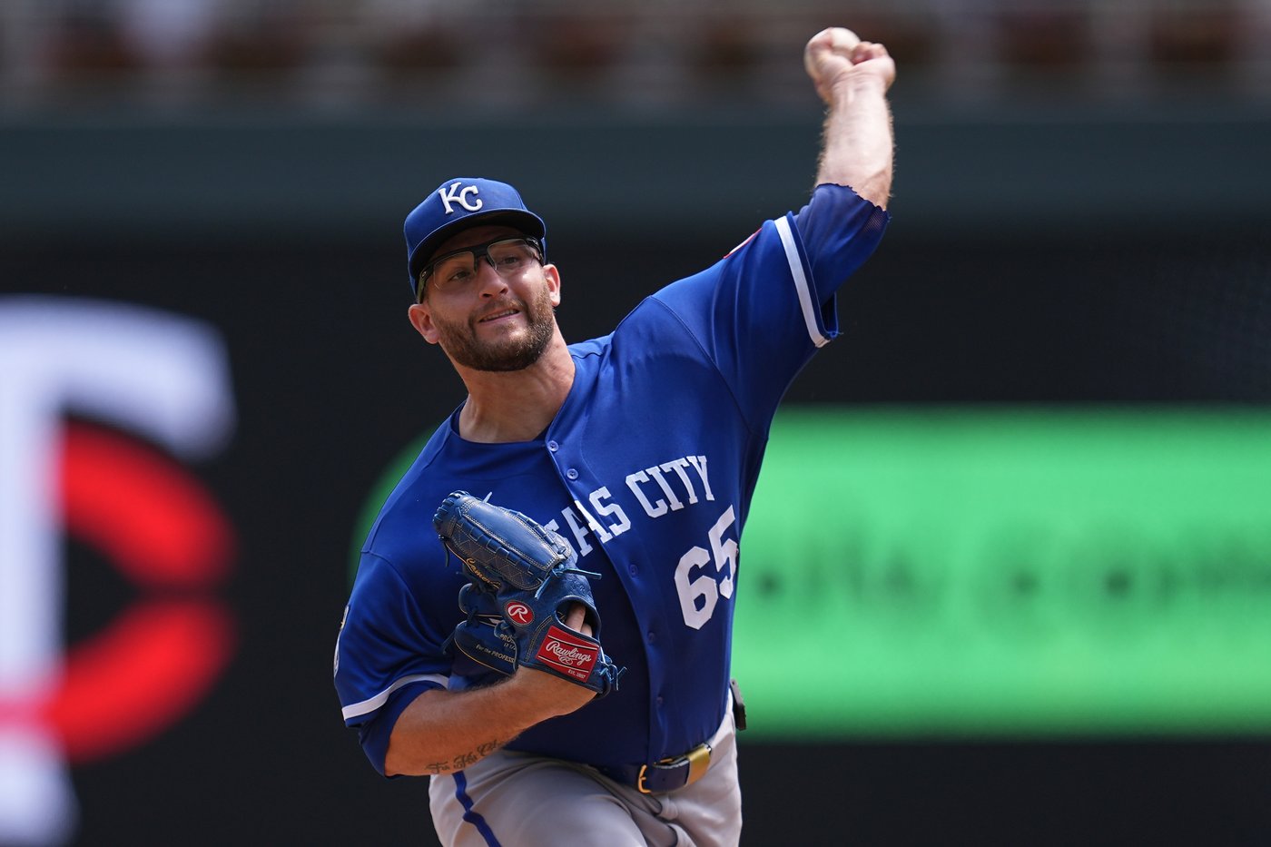 Royals lefty Noah Cameron has a no-hitter broken up by the Twins' Ryan Jeffers to start the 7th | iNFOnews.ca
