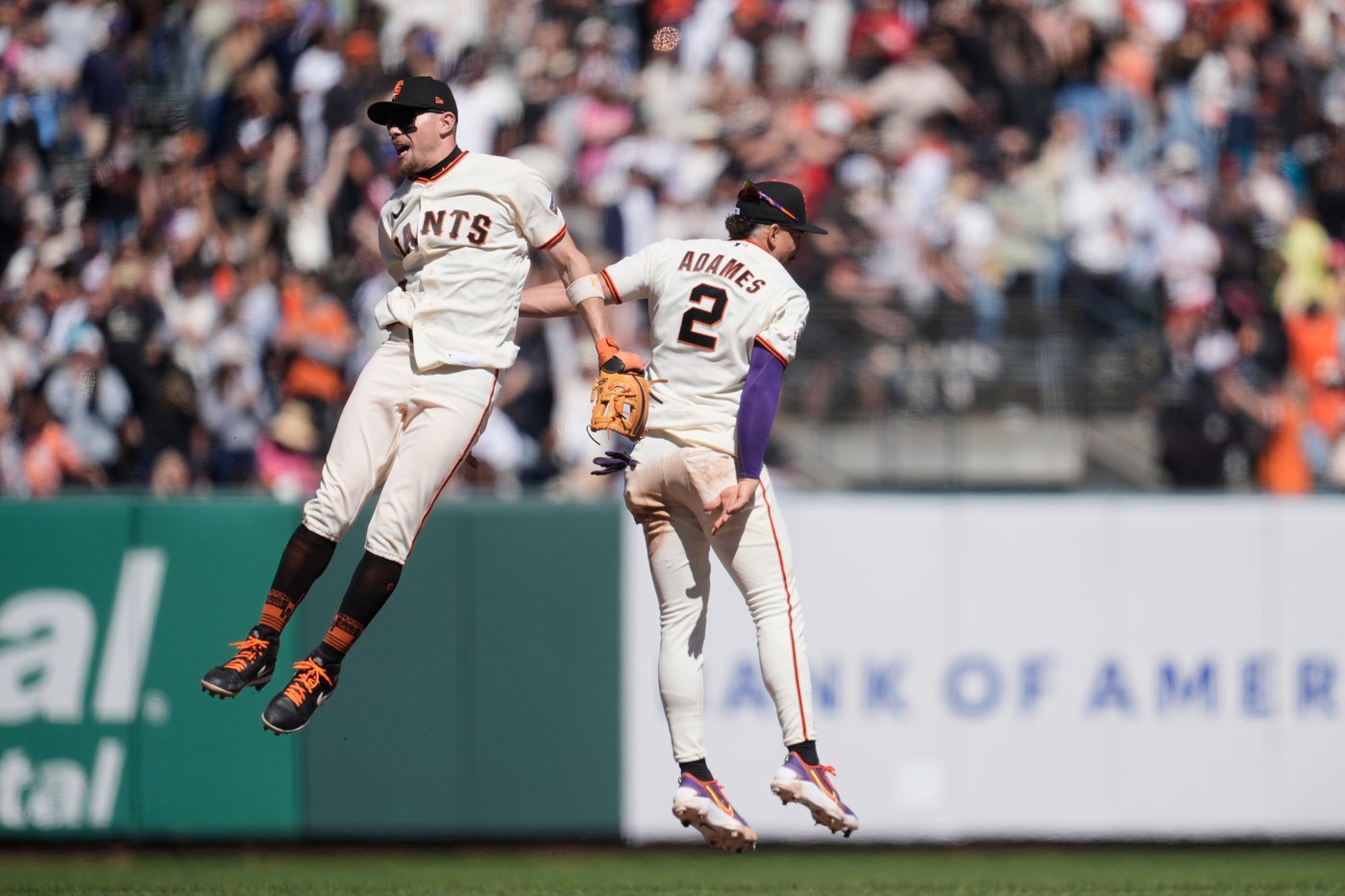 Rafael Devers homers and drives in 4 runs as the Giants blank the Phillies again, 5-0 | iNFOnews.ca