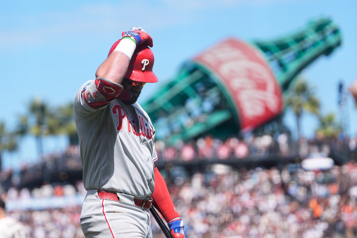 Rafael Devers homers and drives in 4 runs as the Giants blank the Phillies again, 5-0 | iNFOnews.ca