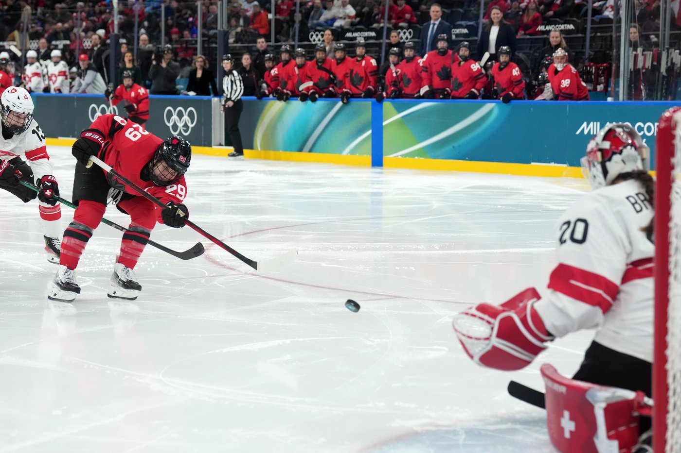 Canada into Olympic women's hockey final, Poulin breaks record in 2-1 win over Swiss | iNFOnews.ca