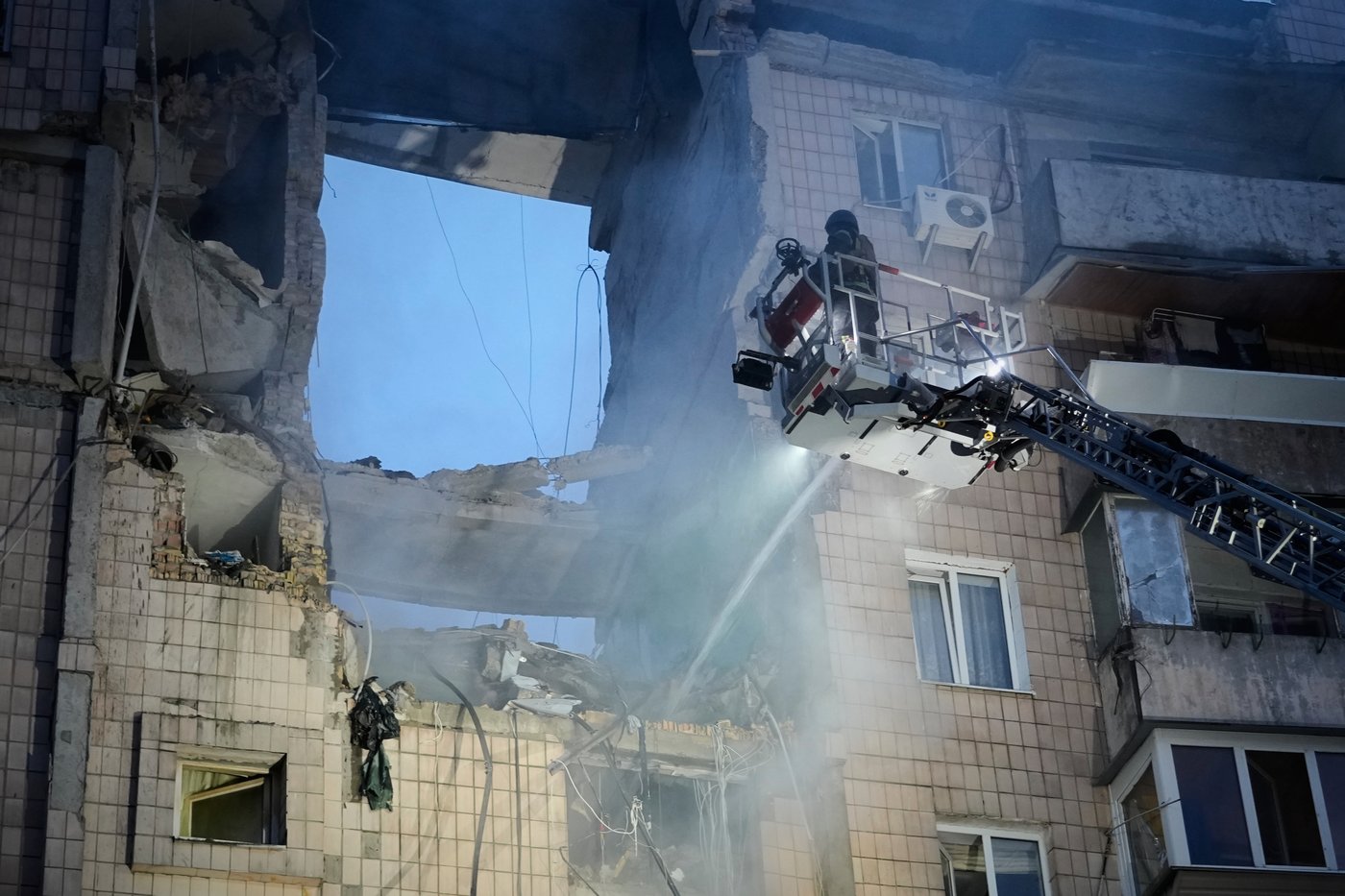Russian missile and drone attack on Ukraine's capital kills at least 7 | iNFOnews.ca