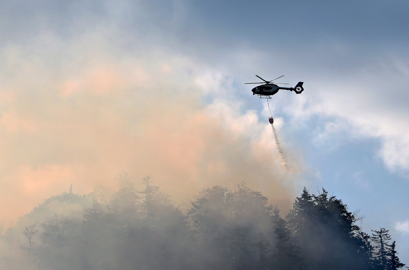 As France tames wildfire and lets 84,000 evacuees go home, blazes flare across Europe | iNFOnews.ca As France tames wildfire and lets 84,000 evacuees go home, blazes flare across Europe | iNFOnews.ca