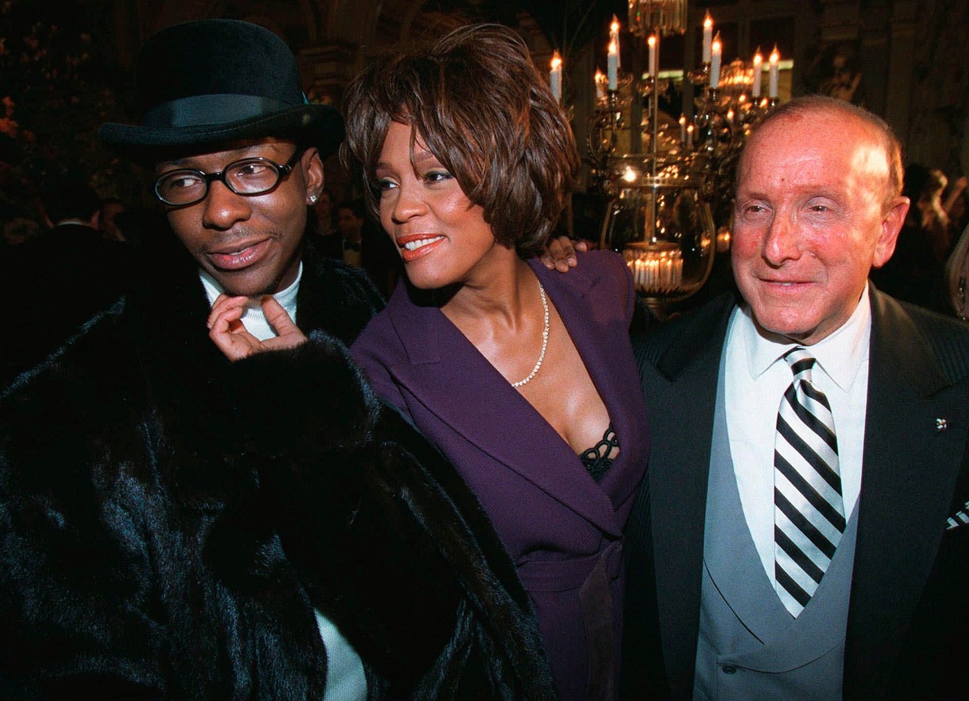 Clive Davis, music industry starmaker, has died at 94 | iNFOnews.ca