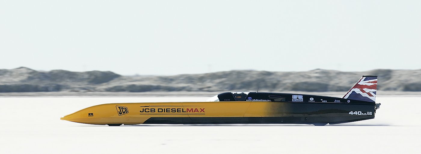 Driver who broke the sound barrier attempts another land speed record in Utah | iNwheels