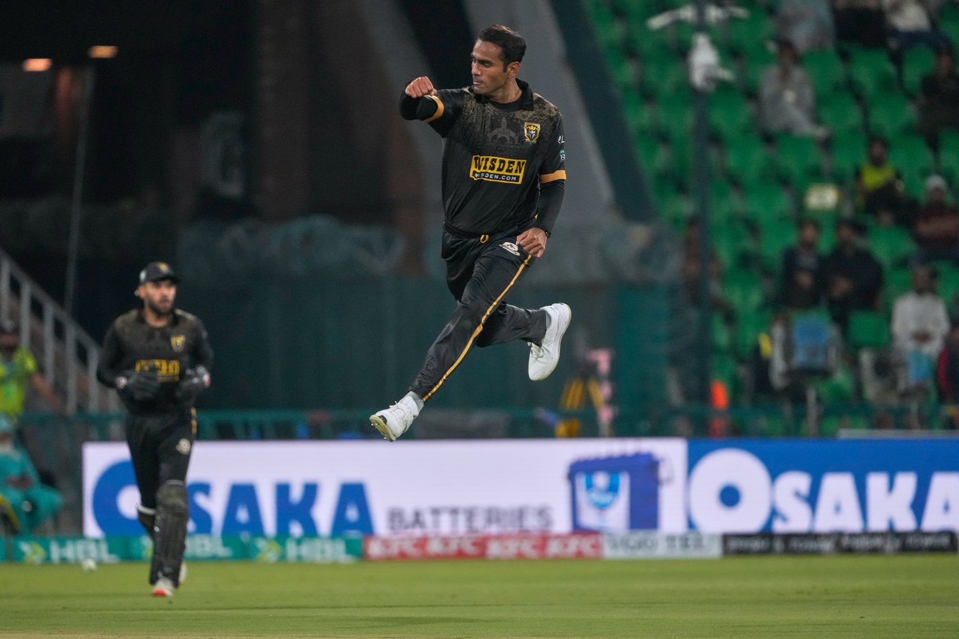 Hyderabad eliminates Multan from PSL playoffs as fans gradually return to stadiums | iNFOnews.ca