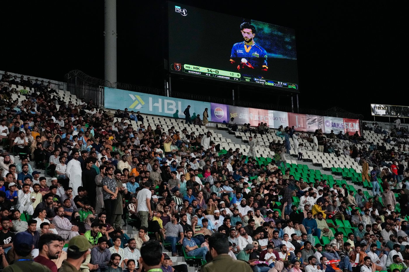 Hyderabad eliminates Multan from PSL playoffs as fans gradually return to stadiums | iNFOnews.ca