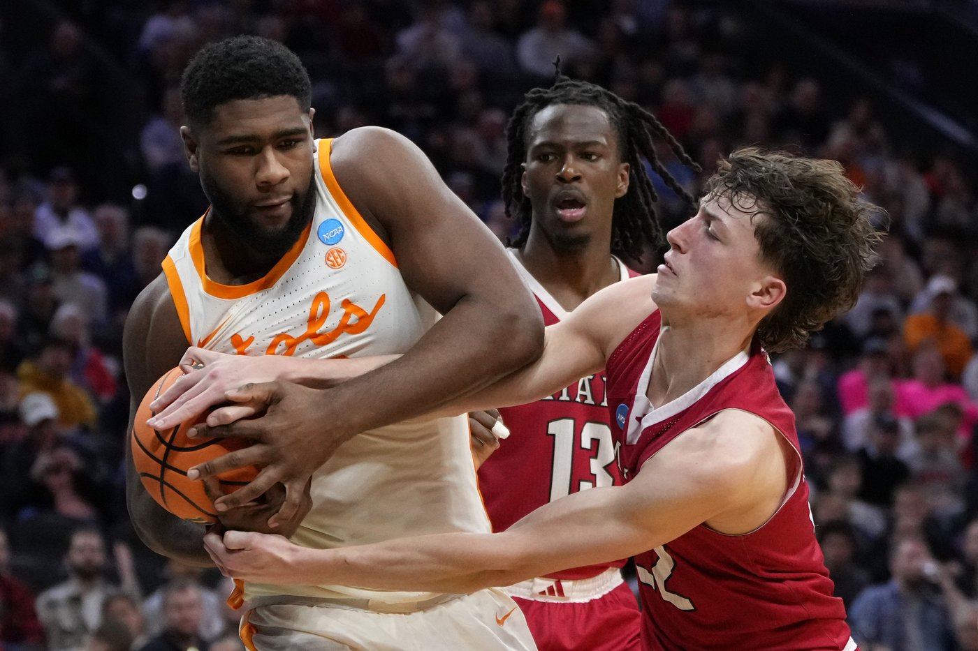 Ja'Kobi Gillespie shines with 29 points as No. 3 seed Tennessee beats Miami (Ohio) 78-56 | iNFOnews.ca