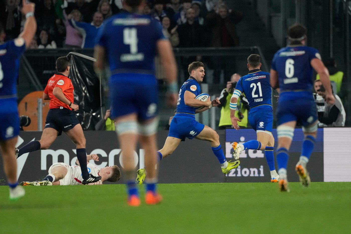 Italy topple England for the first time in Six Nations history | iNFOnews.ca