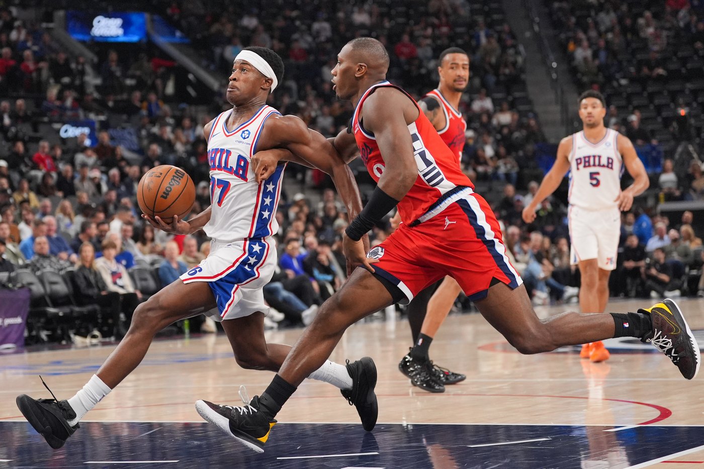Maxey's 29 points and seven 3-pointers lead 76ers to fourth straight win over Clippers | iNFOnews.ca