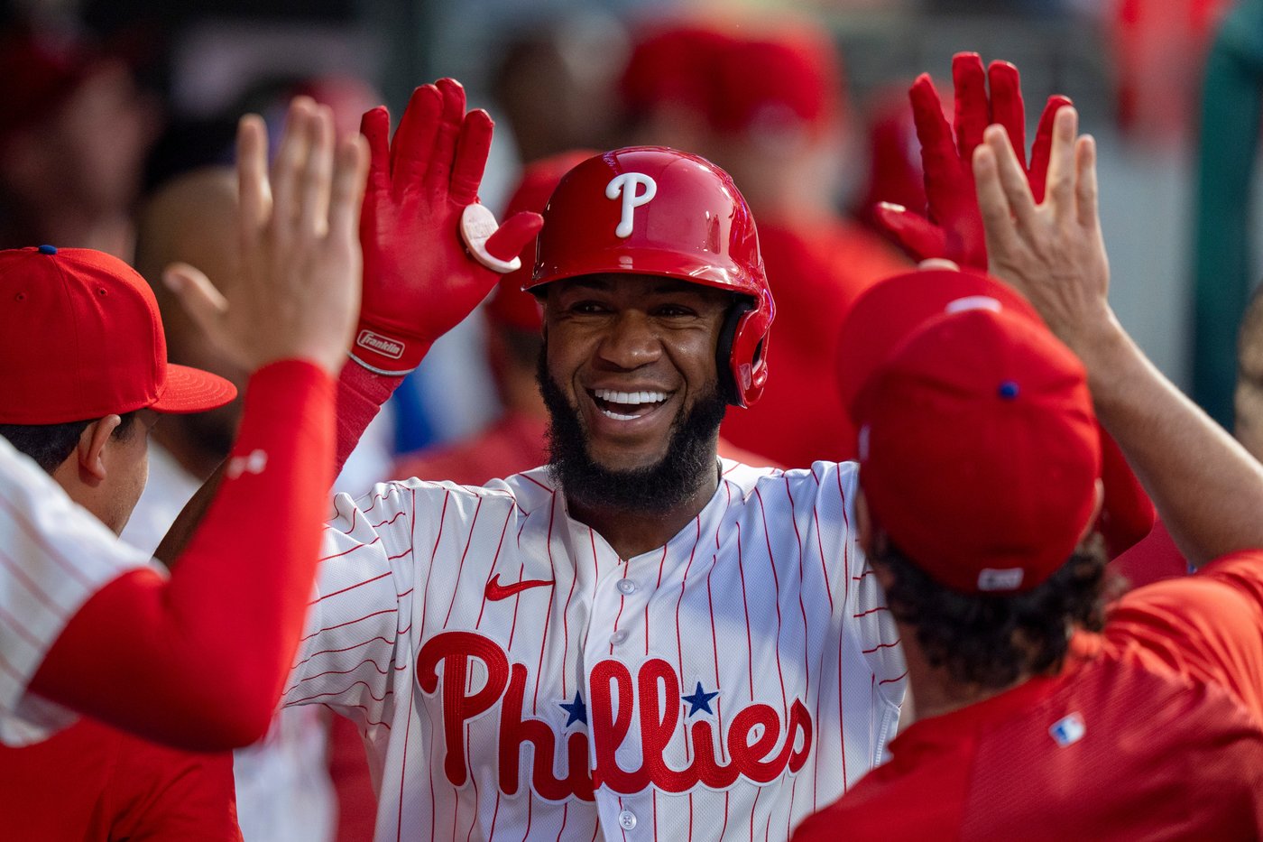 Max Muncy hits go-ahead homer as Dodgers beat Phillies 9-5 | iNFOnews.ca