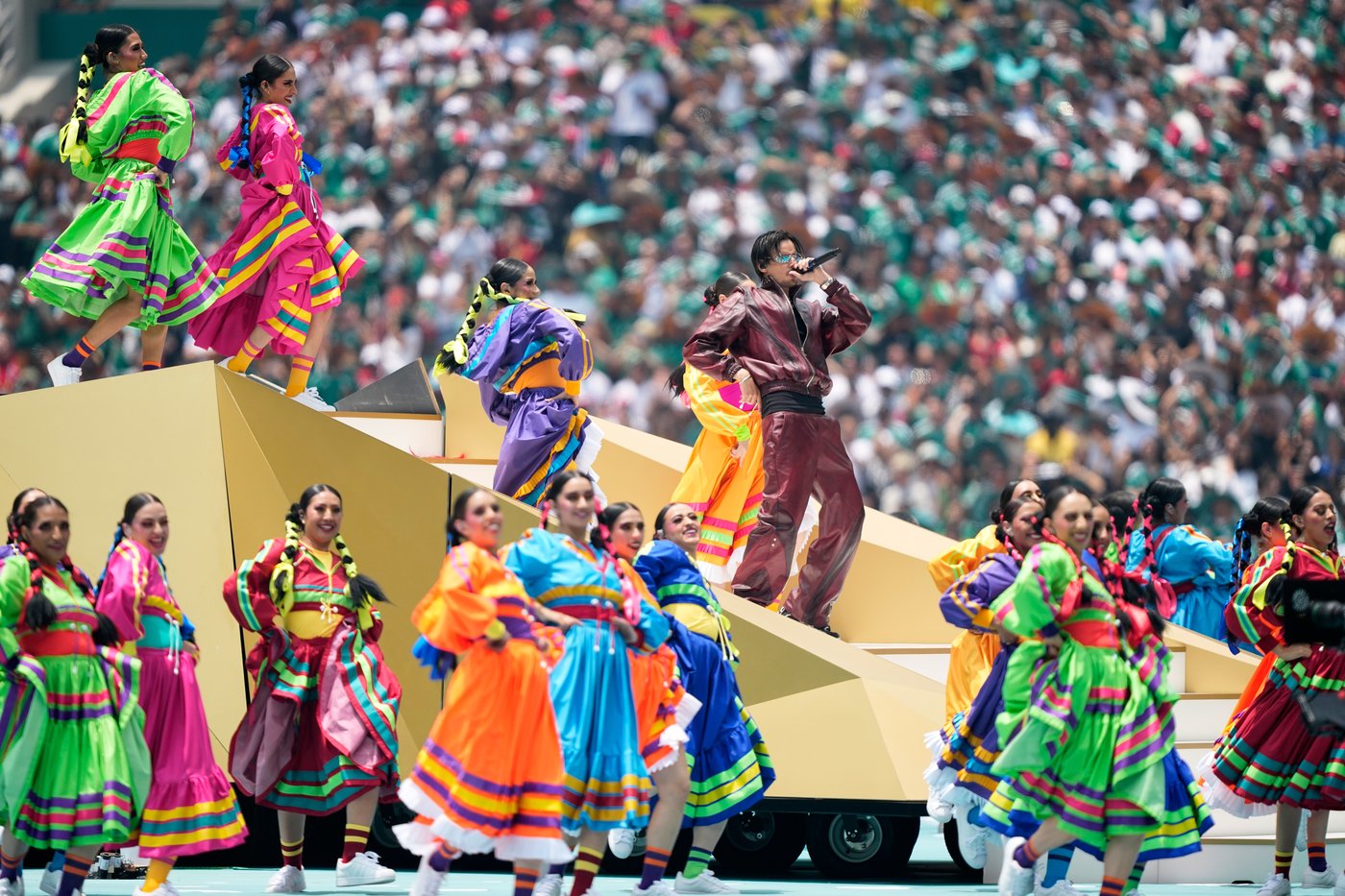 Photos from the spectacular World Cup opening ceremony in Mexico City | iNFOnews.ca