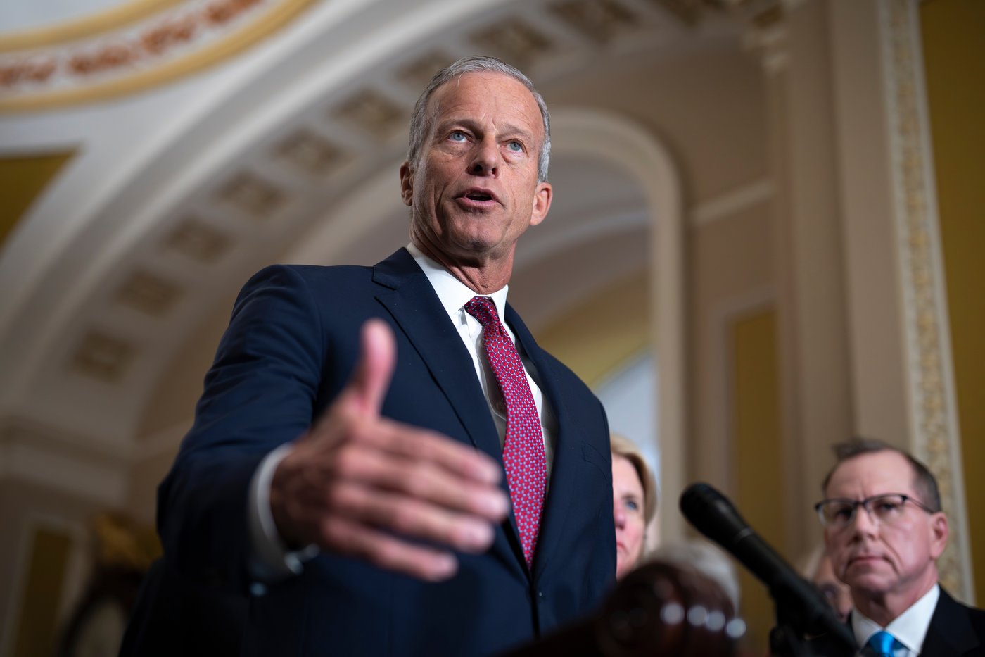 Senate Republicans move ahead with $1B for Trump's ballroom security as Democrats pledge to fight | iNFOnews.ca