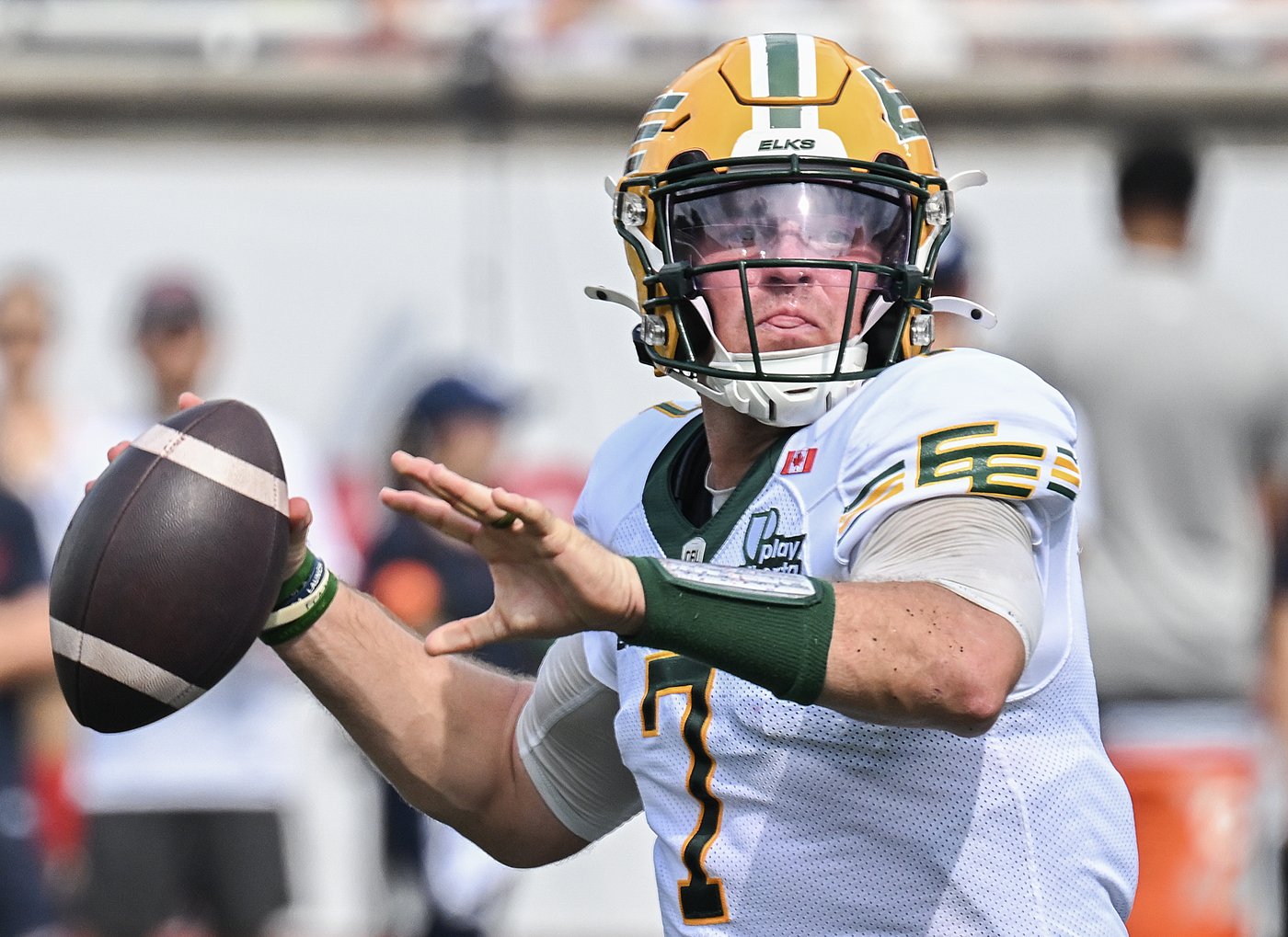 Alexander, Philpot lift Alouettes to dominant 48-30 CFL victory over Elks | iNFOnews.ca