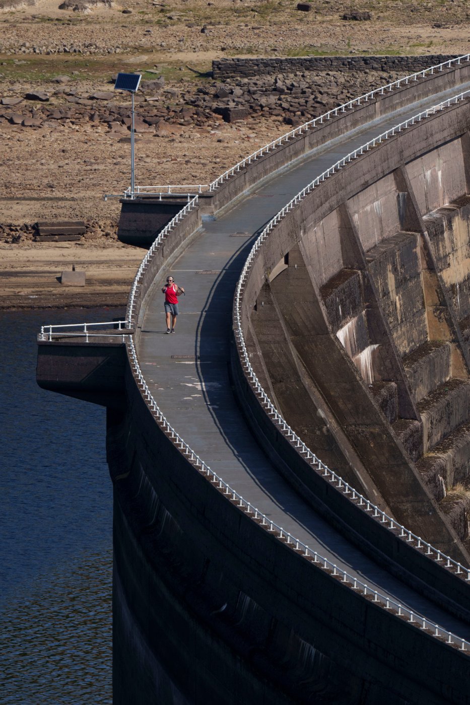 See the world in vertical: Top photos by AP photojournalists | iNFOnews.ca