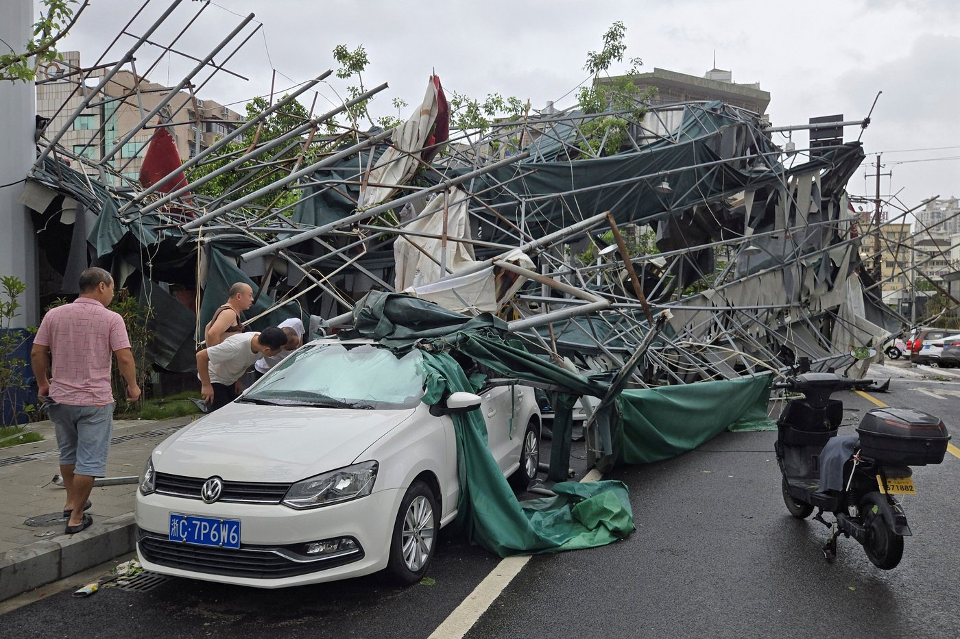 Tropical Storm Dolphin causes flooding in eastern China | iNFOnews.ca