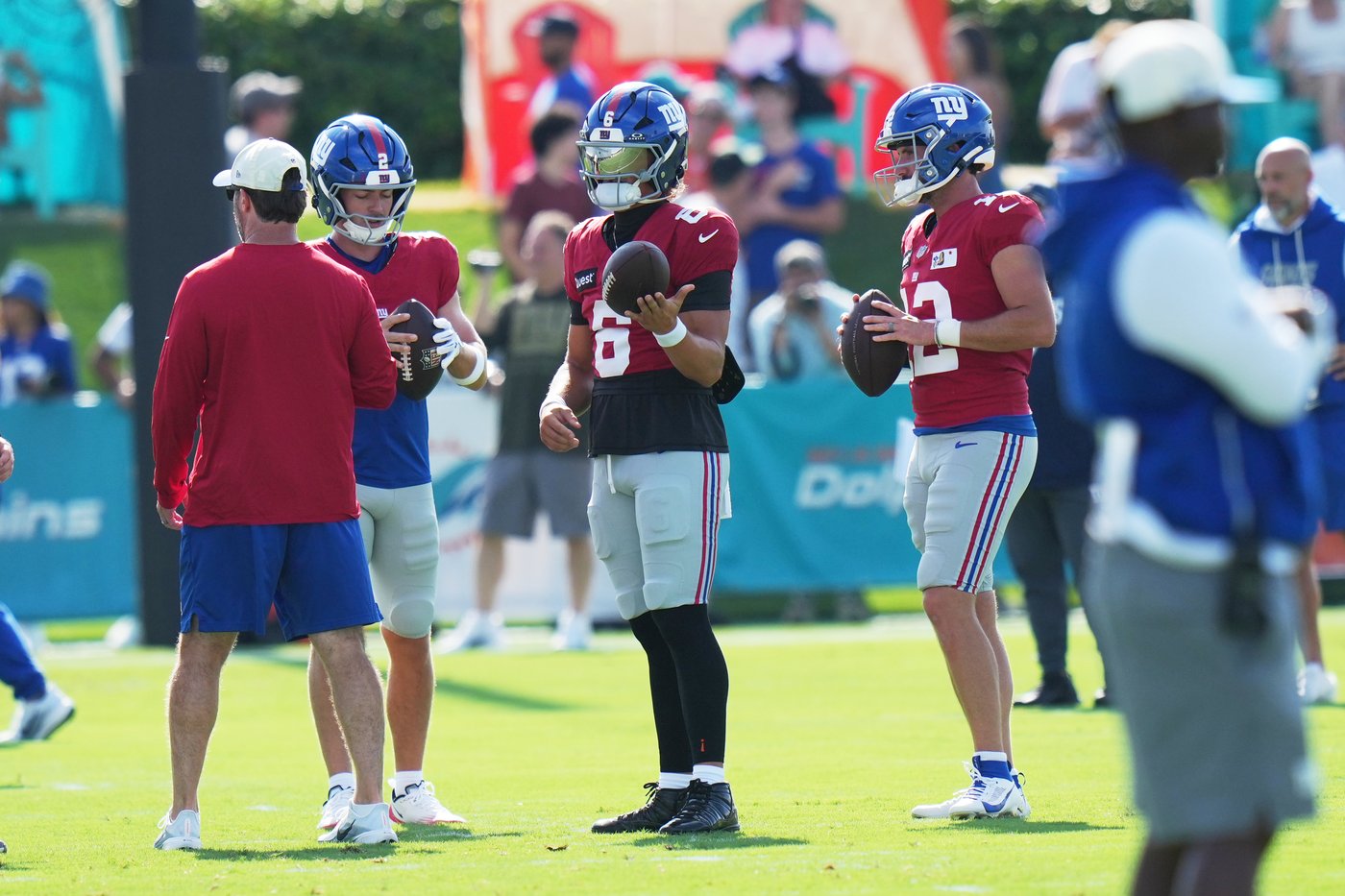 Giants pass rush dominates Dolphins as tempers flare throughout joint practice | iNFOnews.ca