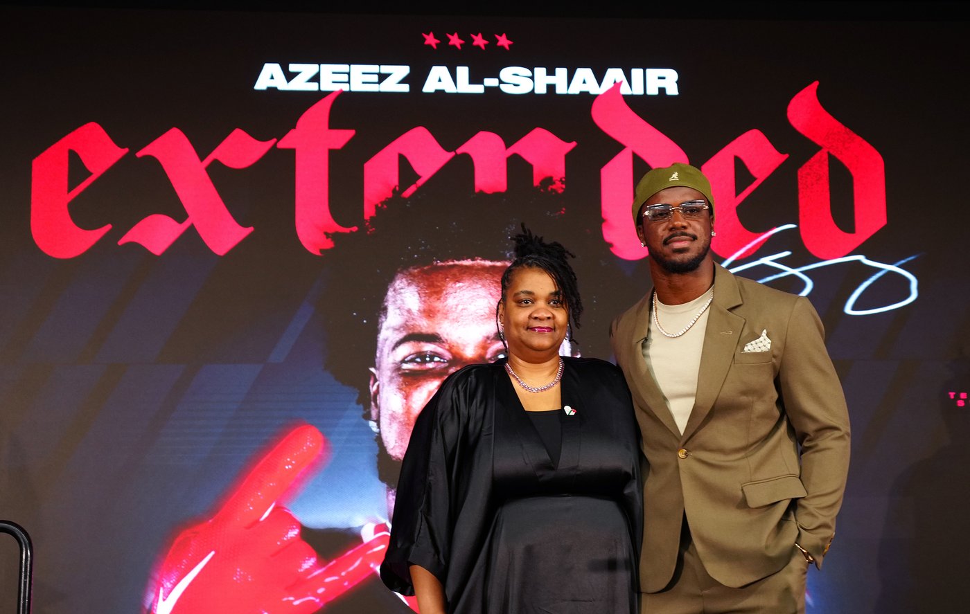 Texans sign Pro Bowl LB Azeez Al-Shaair to 3-year extension that'll keep him in Houston through 2029 | iNFOnews.ca
