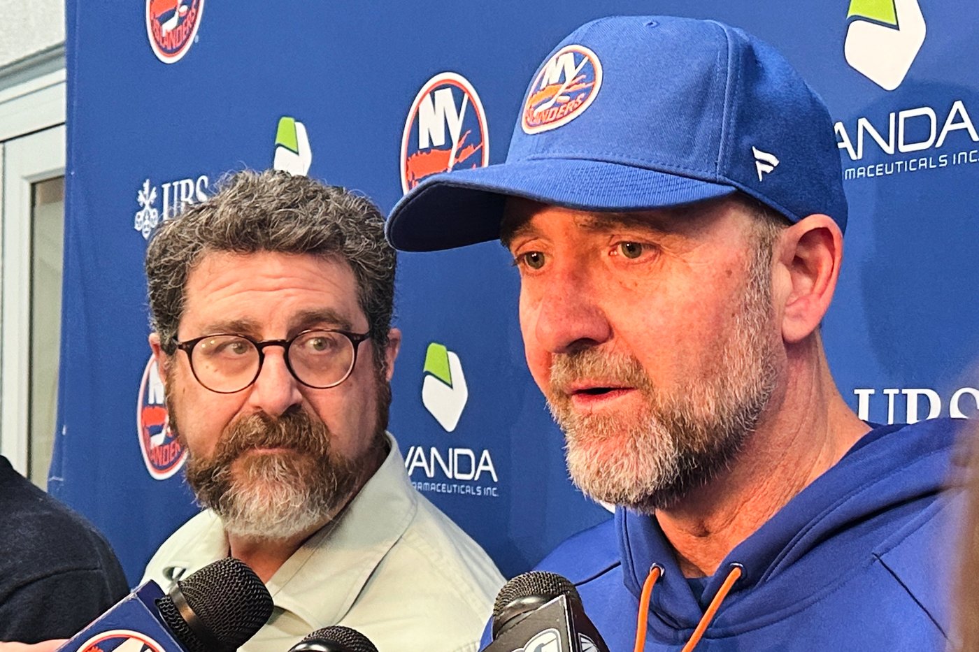 Peter DeBoer takes over as Islanders coach with an eye on the playoffs and future | iNFOnews.ca