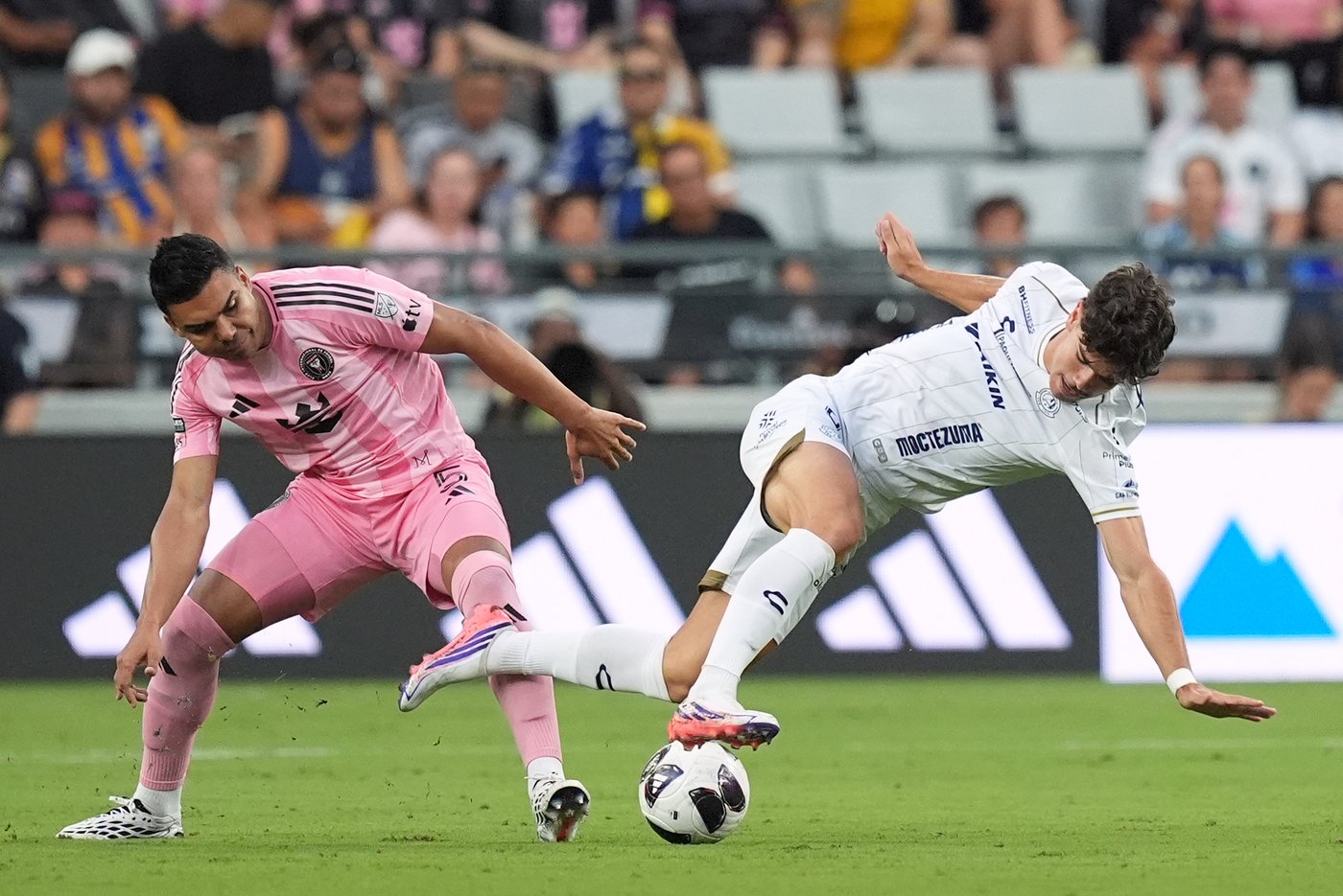 Lionel Messi scores his first 2 goals since the World Cup as Inter Miami beats San Luis 4-2 | iNFOnews.ca