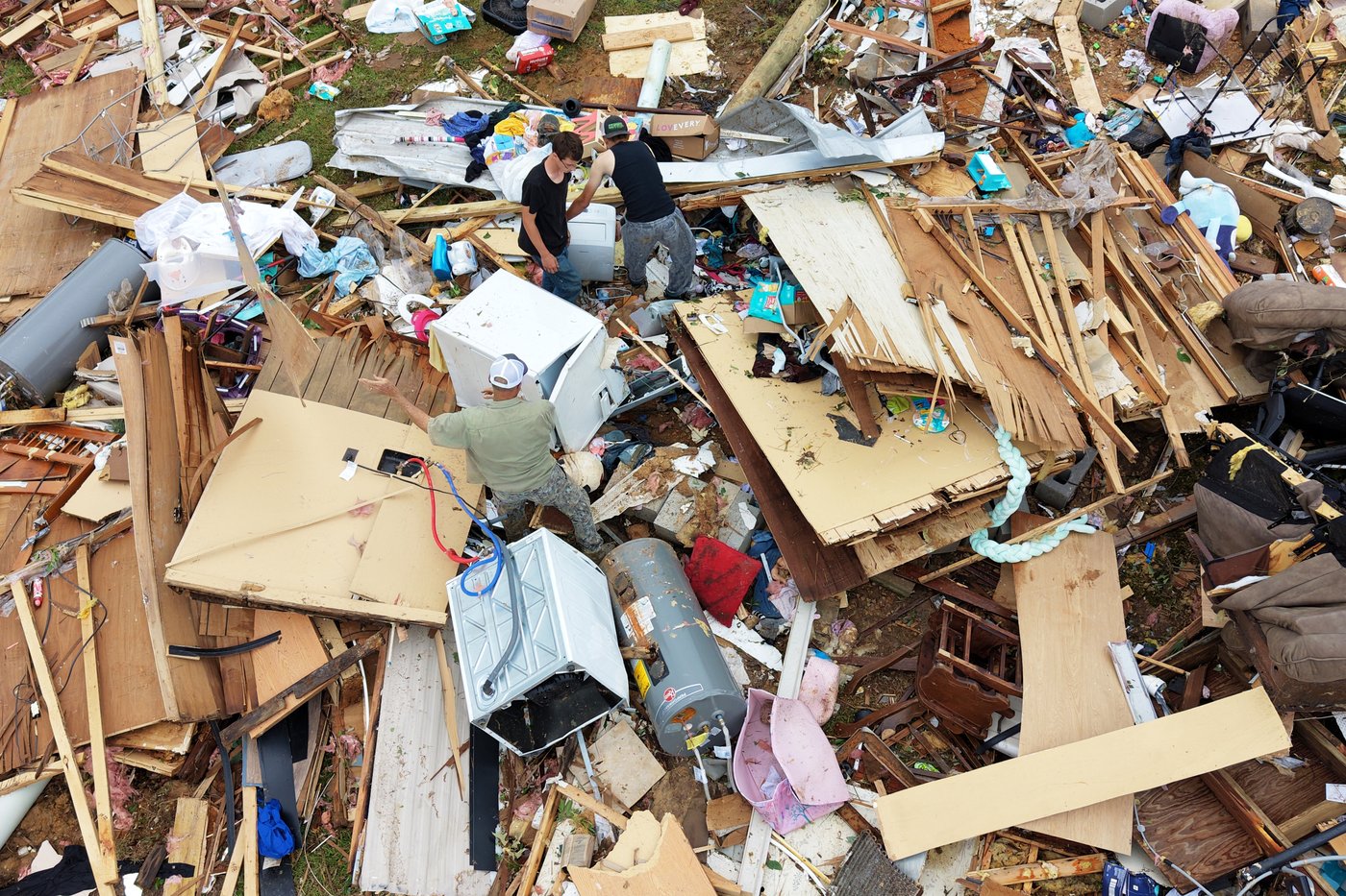 Photos of Mississippi communities reeling after tornadoes | iNFOnews.ca