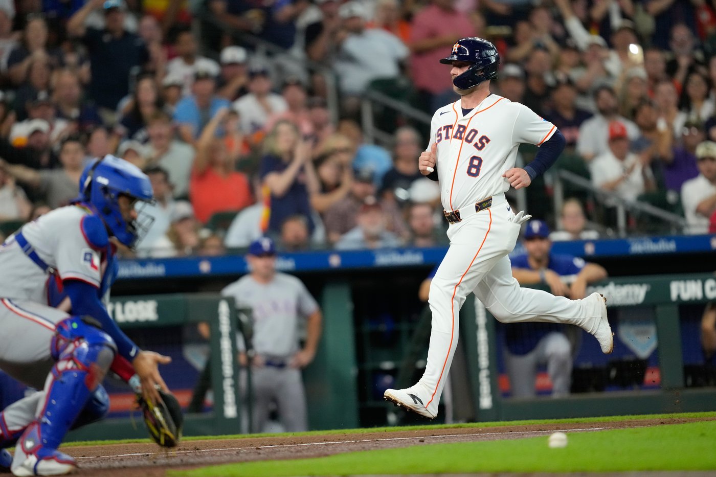 Astros edge Rangers 5-4, stretching AL West lead with 5th straight win | iNFOnews.ca Astros edge Rangers 5-4, stretching AL West lead with 5th straight win | iNFOnews.ca