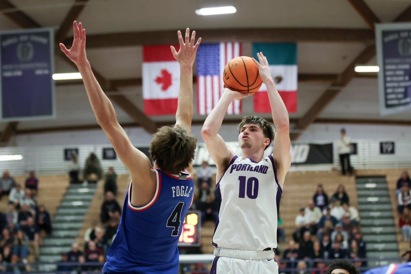 Portland upsets No. 6 Gonzaga 87-80 to snap Bulldogs' 15-game winning streak | iNFOnews.ca