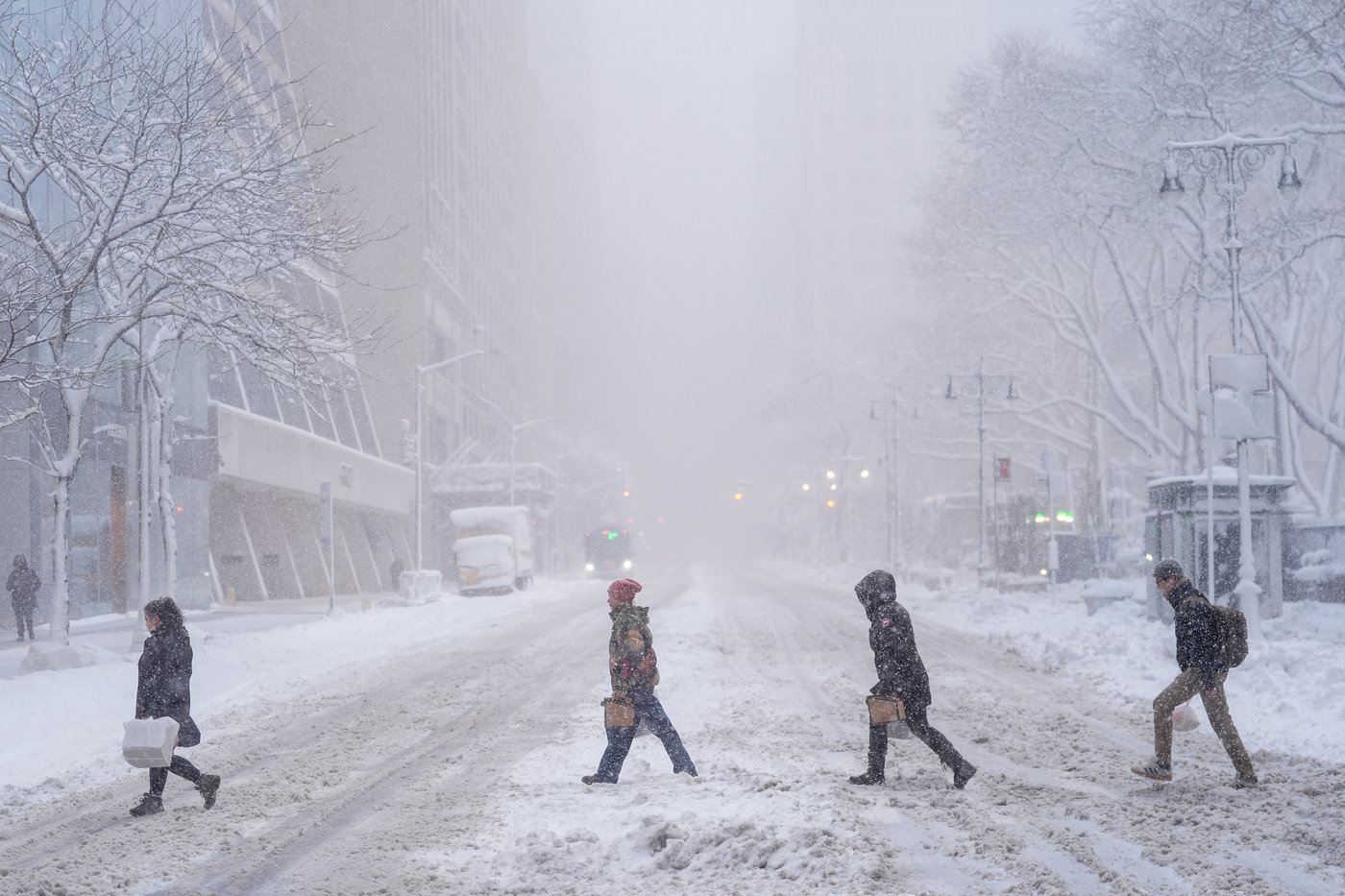 Photos of a massive snowstorm pummeling northeast US | iNFOnews.ca