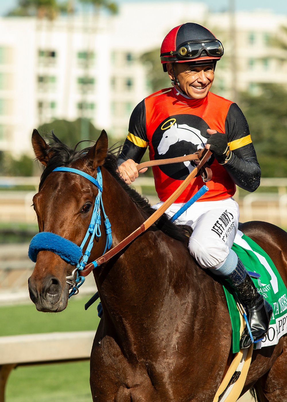 So Happy wins Santa Anita Derby, giving 60-year-old jockey Mike Smith a shot at Kentucky Derby | iNFOnews.ca