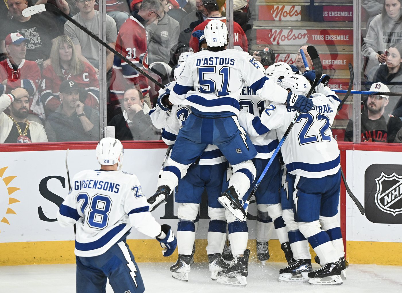 Lightning pull out 1-0 overtime road win over Montreal to send series back to Florida | iNFOnews.ca